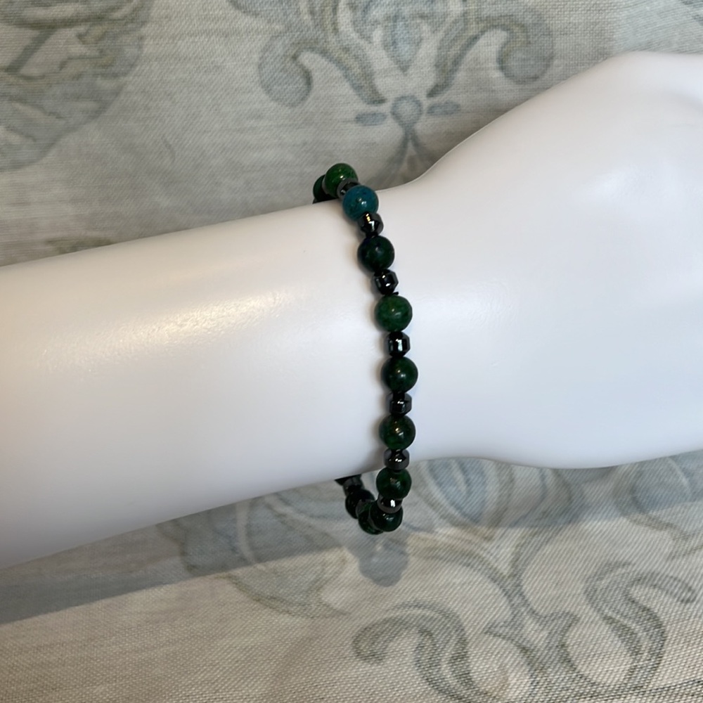 Phoenix Lapis Beaded Bracelet Set - Picture 2 of 6